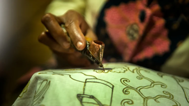 Menilik Makna di Balik Mahakarya 7 Motif Batik di Indonesia
